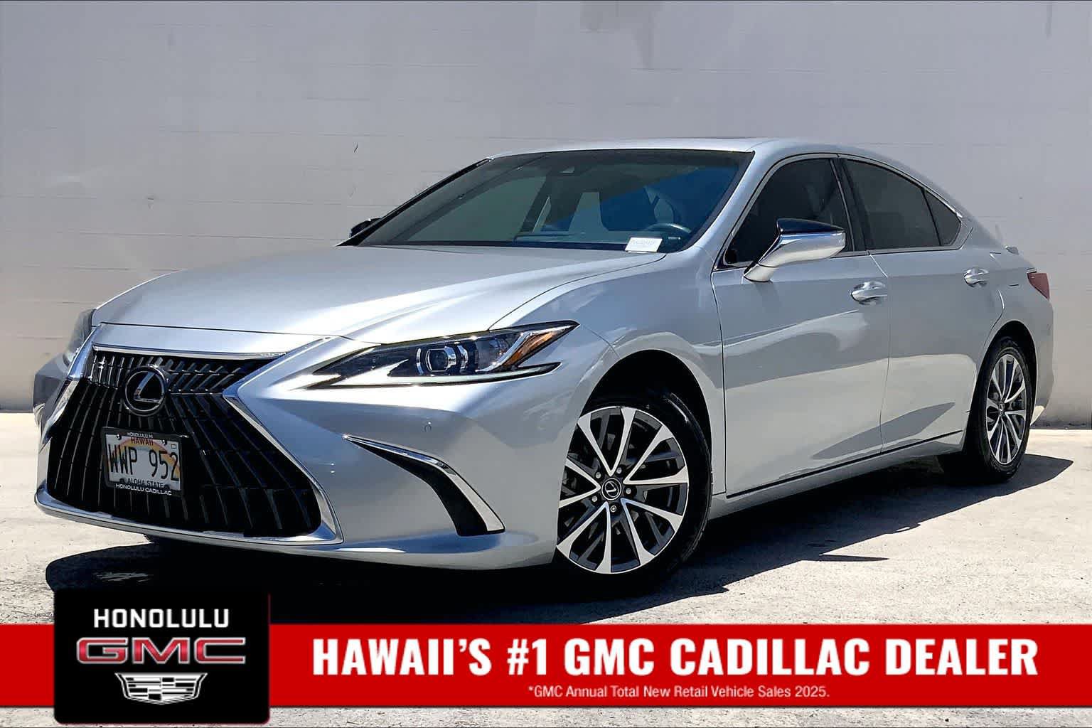 Used 2023 Lexus ES 300h w/ Premium Package