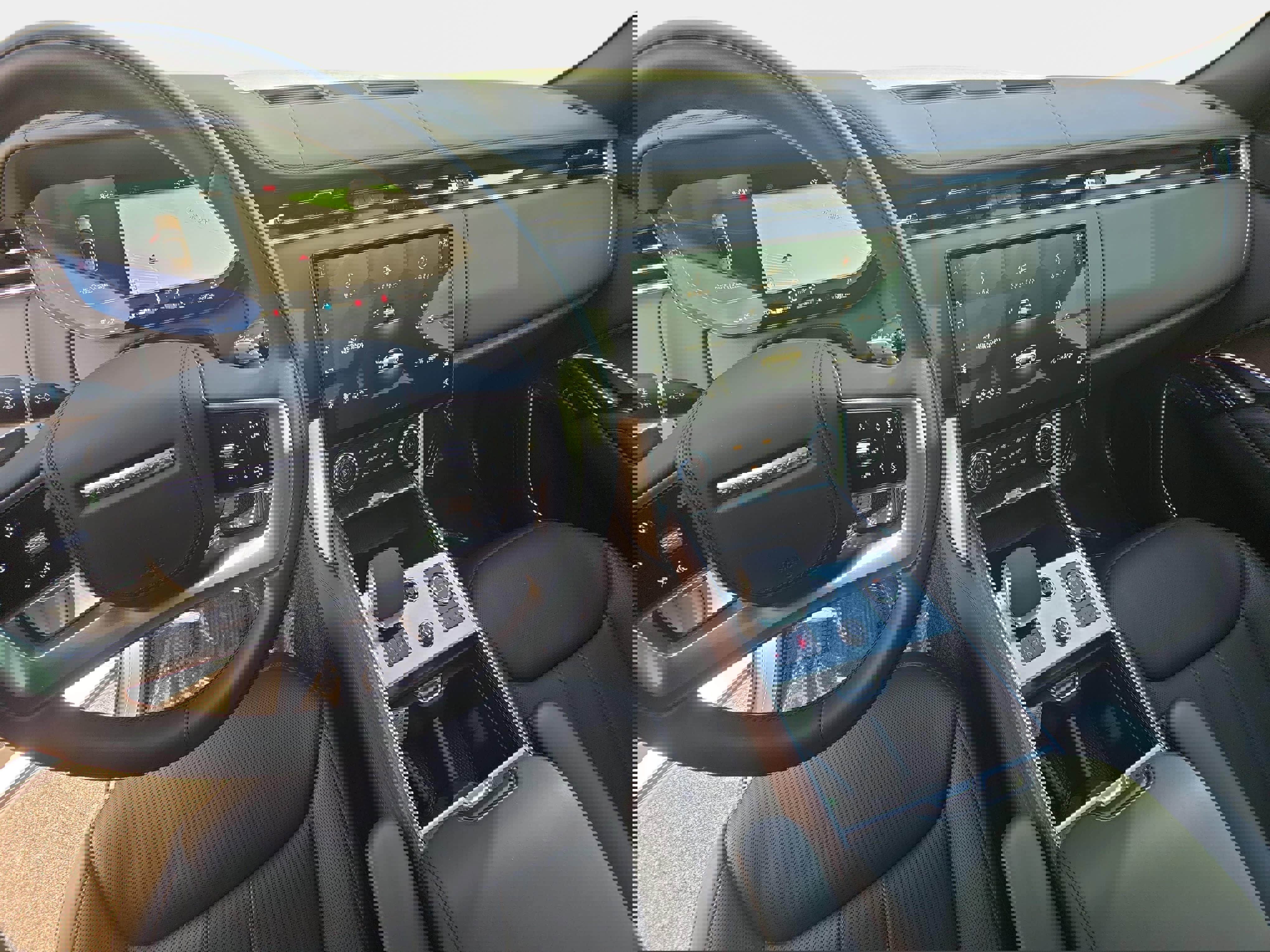 Certified 2023 Land Rover Range Rover SE image 16