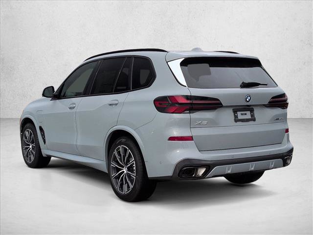 New 2026 BMW X5 xDrive50e image 9