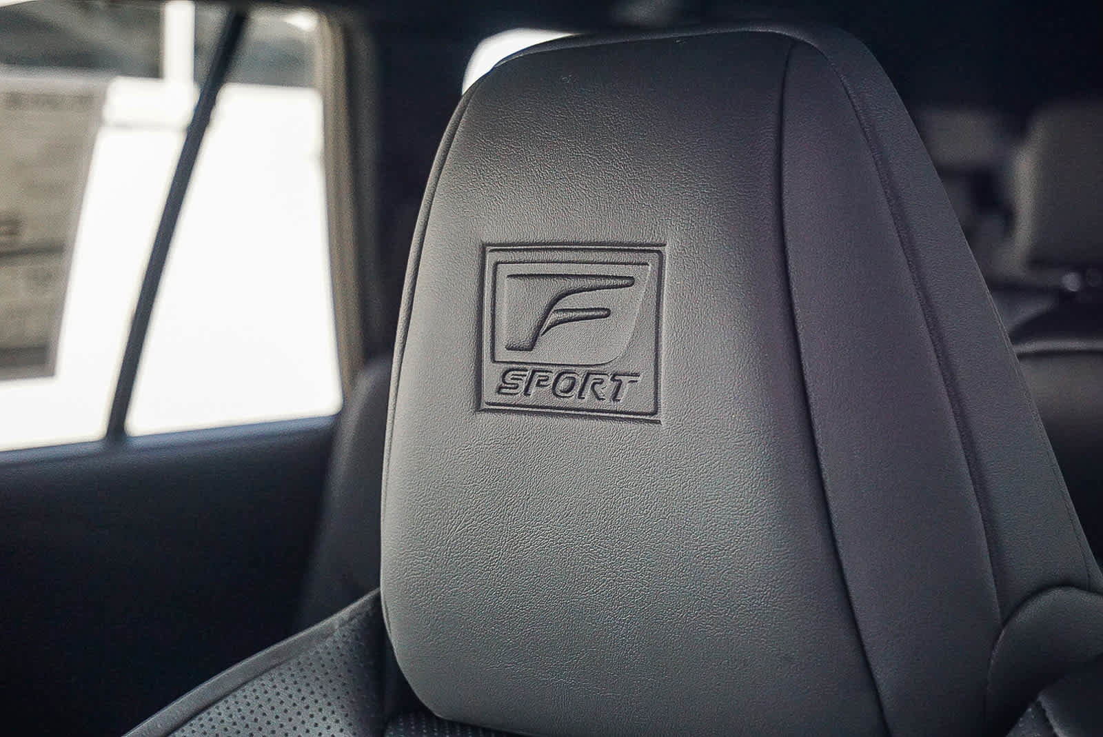 New 2026 Lexus TX 500h AWD image 25