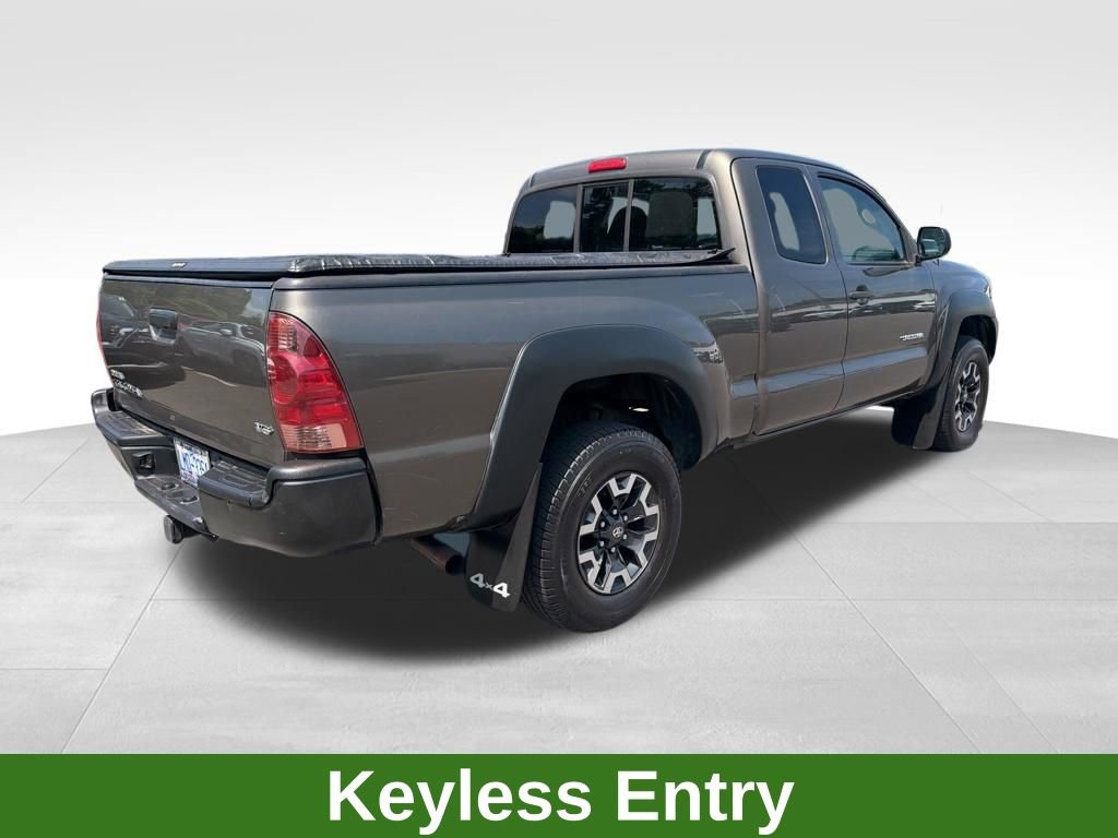 Used 2012 Toyota Tacoma 4x4 Access Cab V6 w/ Convenience Pkg image 6