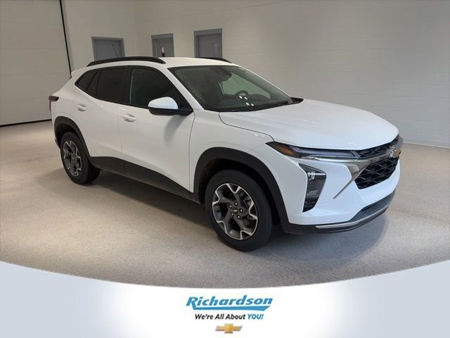 New 2026 Chevrolet Trax LT w/ Driver Confidence Package