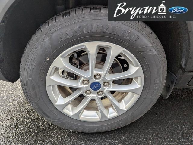 Used 2022 Ford Escape SE w/ Convenience Package image 9