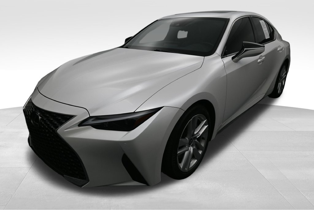 Used 2024 Lexus IS 300 w/ Comfort Package RWD image 10