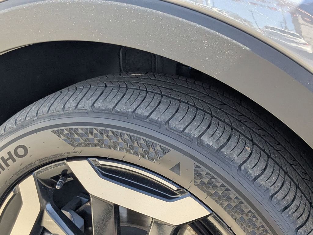 Used 2025 Kia Telluride S image 30