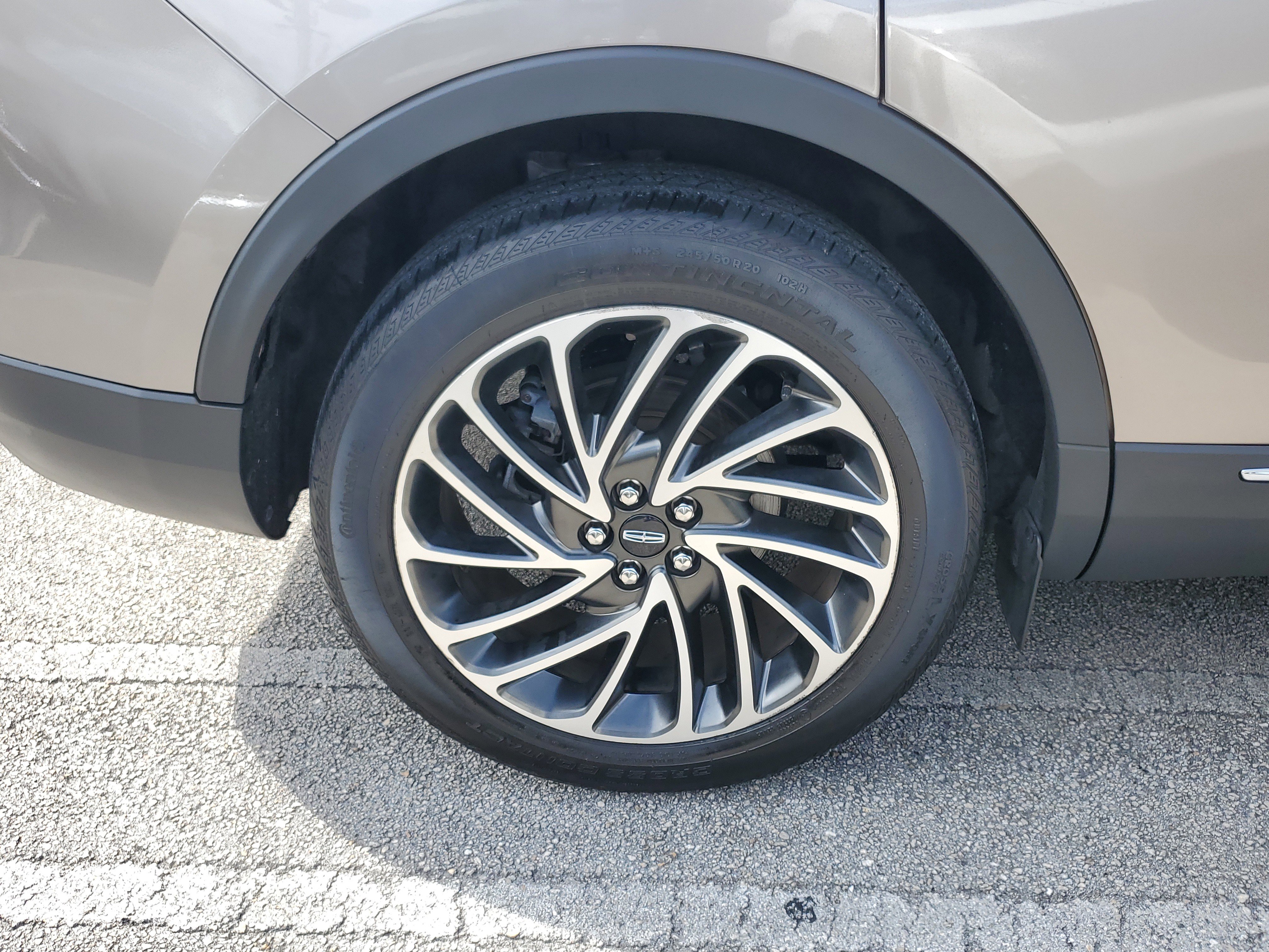 Certified 2020 Lincoln Nautilus Reserve image 7