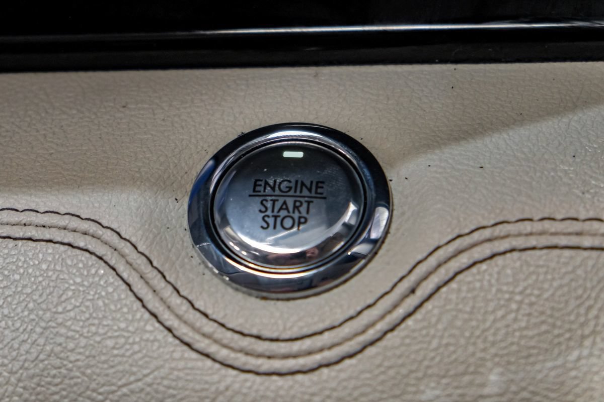 Used 2020 Lincoln Navigator L Reserve w/ Luxury Package RWD image 20