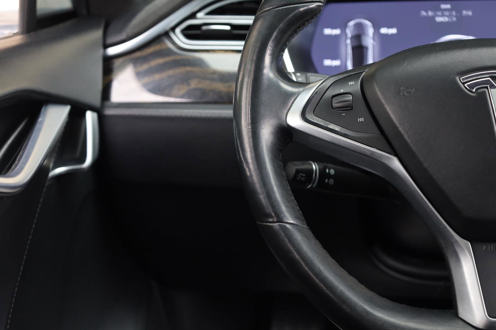 Used 2016 Tesla Model S 90D AWD/4WD image 31