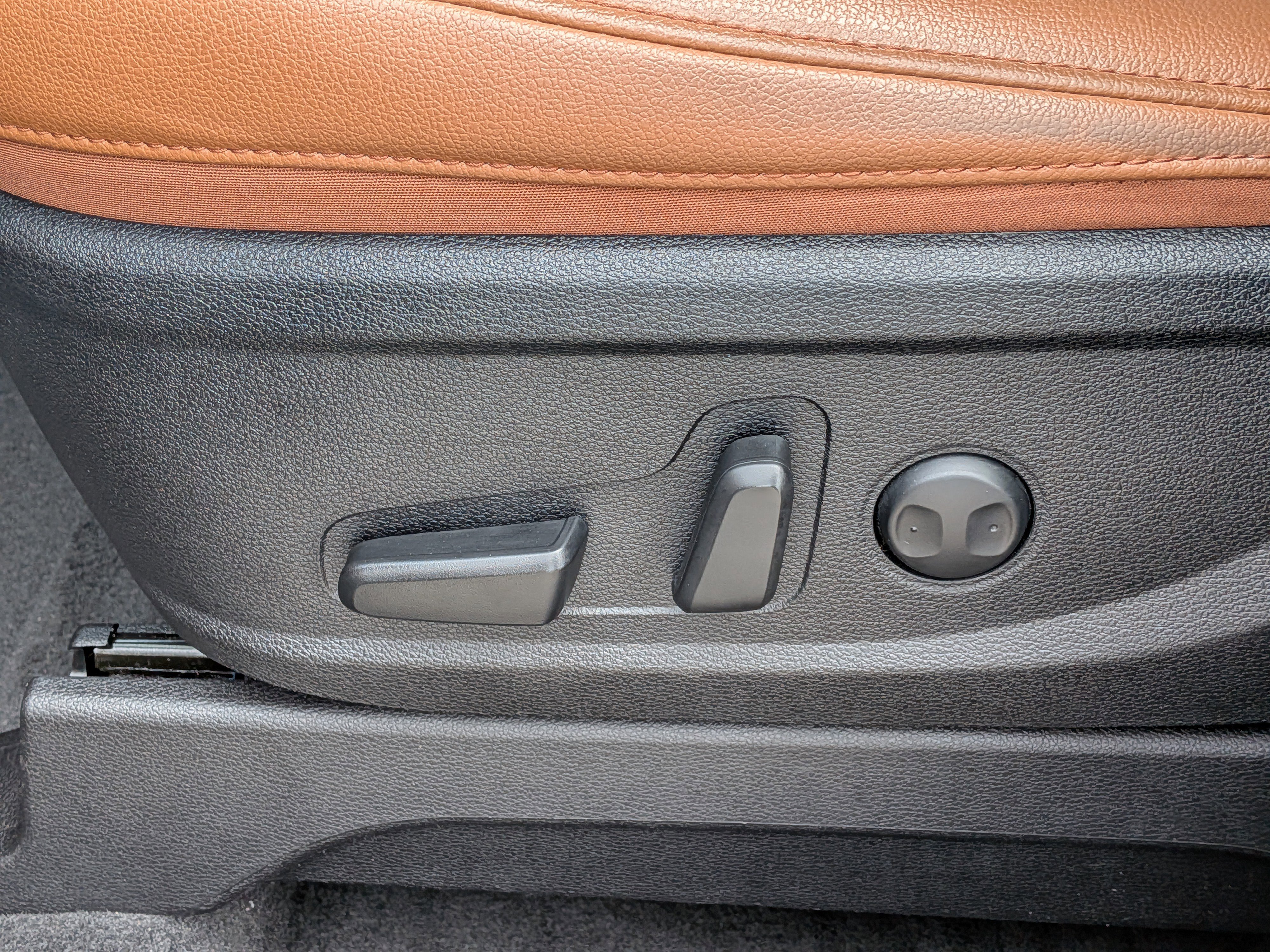 Used 2025 Kia Telluride EX X-Line image 25