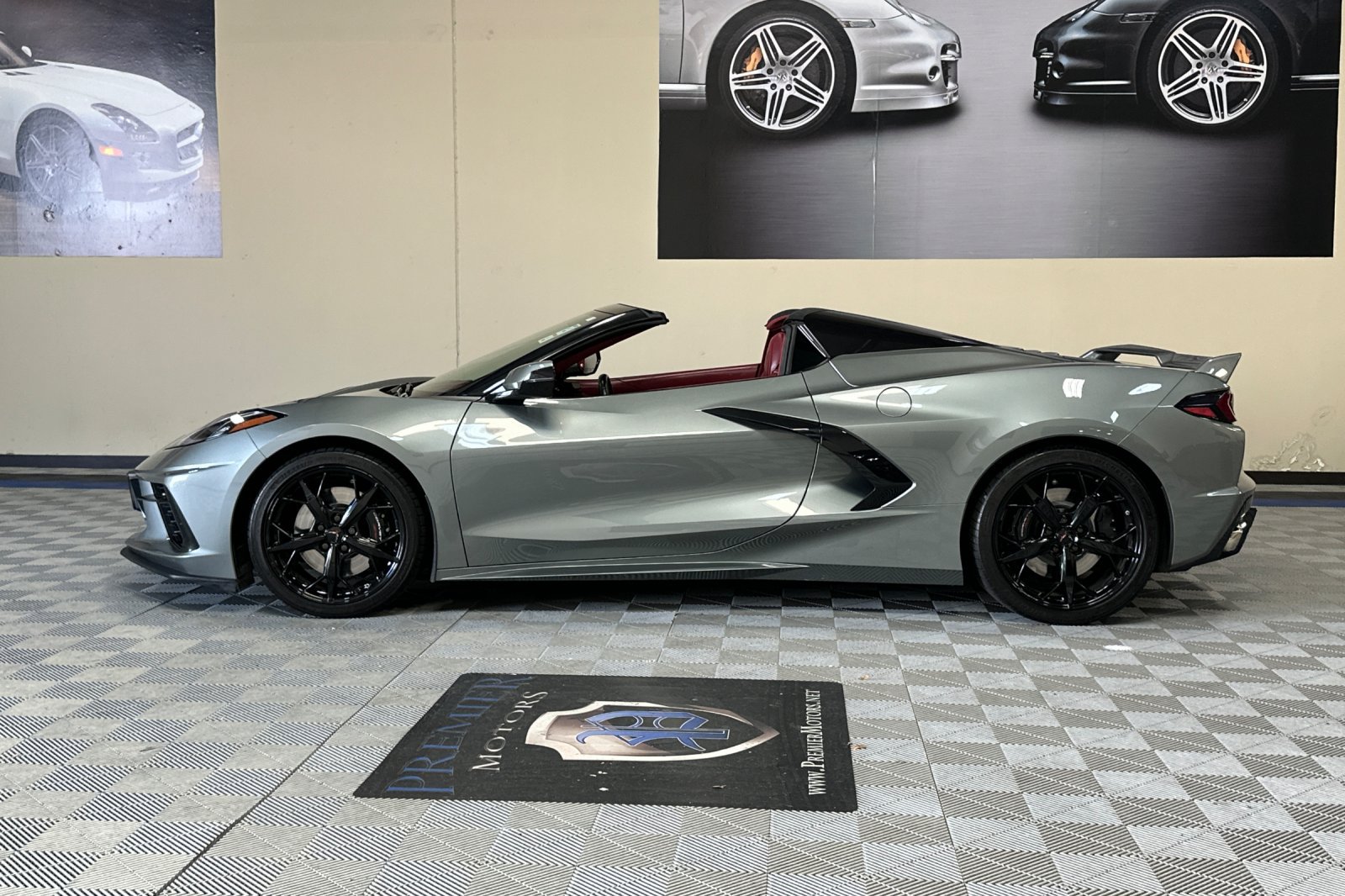 Used 2022 Chevrolet Corvette Stingray Premium Conv w/ Z51 Performance Package RWD image 7