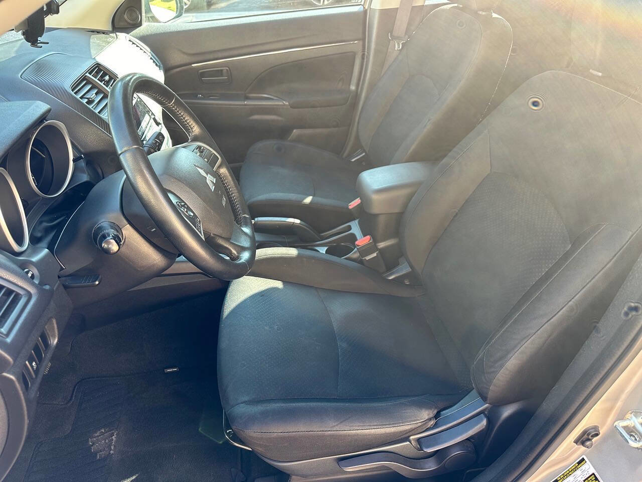 Used 2015 Mitsubishi Outlander Sport ES image 10