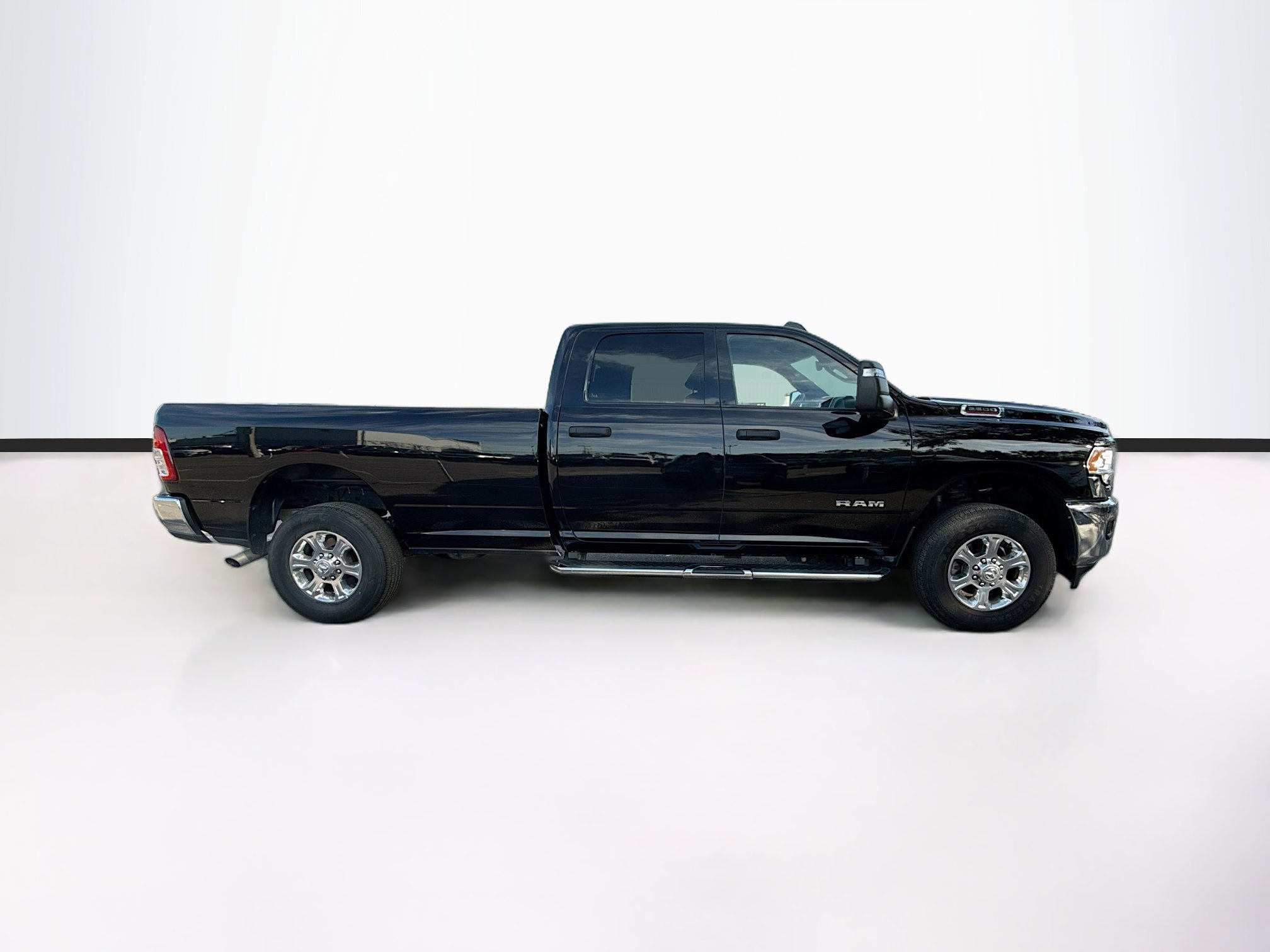 Used 2024 RAM 2500 Big Horn image 2