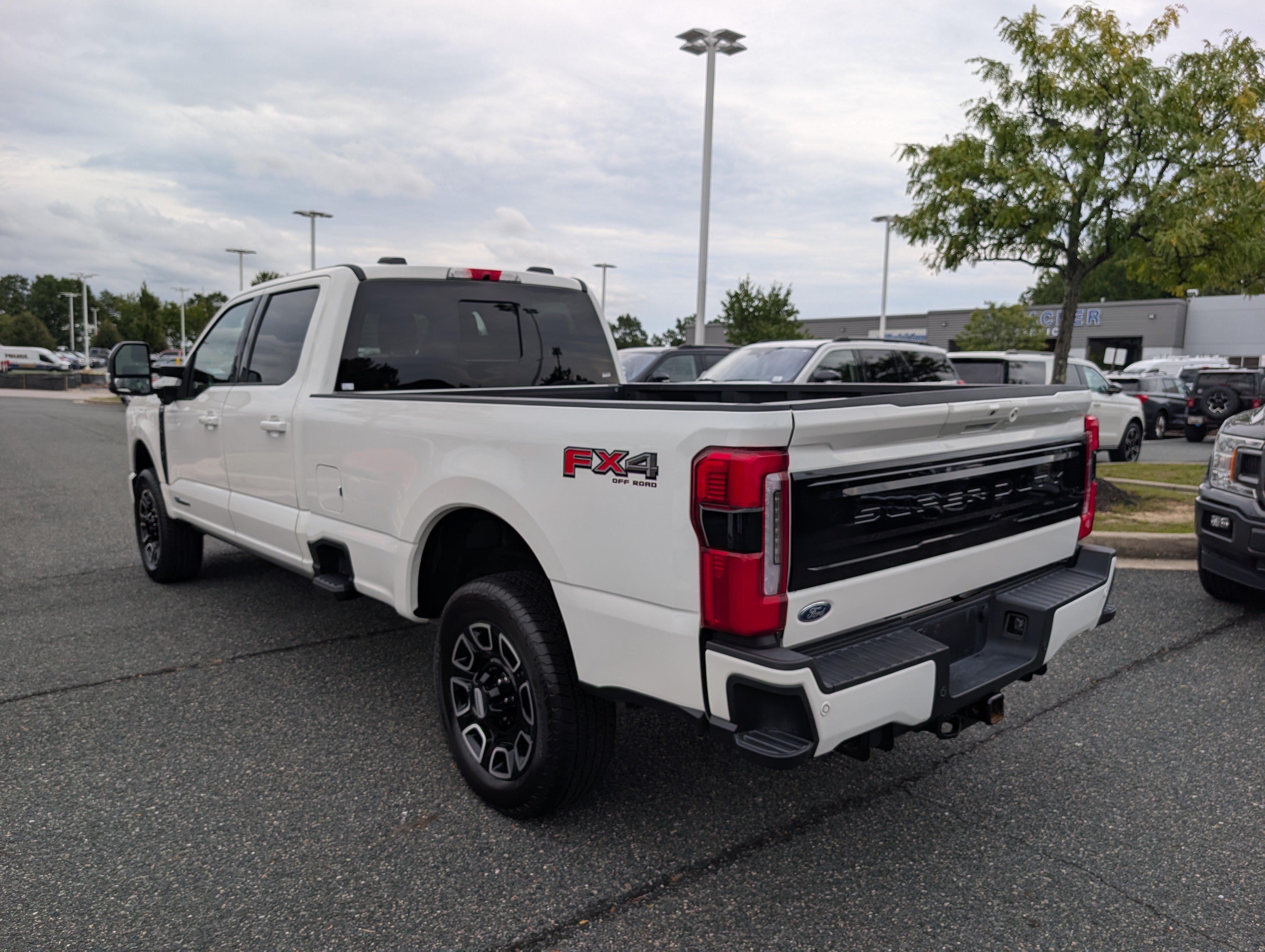 Certified 2026 Ford F250 Platinum w/ FX4 Off-Road Package AWD/4WD image 6