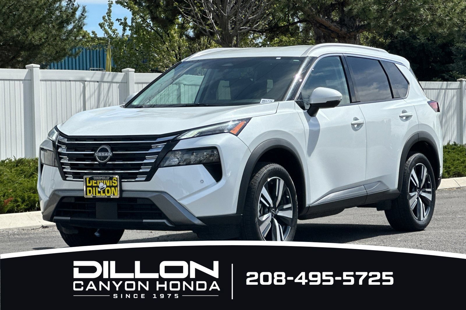 Used 2026 Nissan Rogue SL AWD/4WD image 11