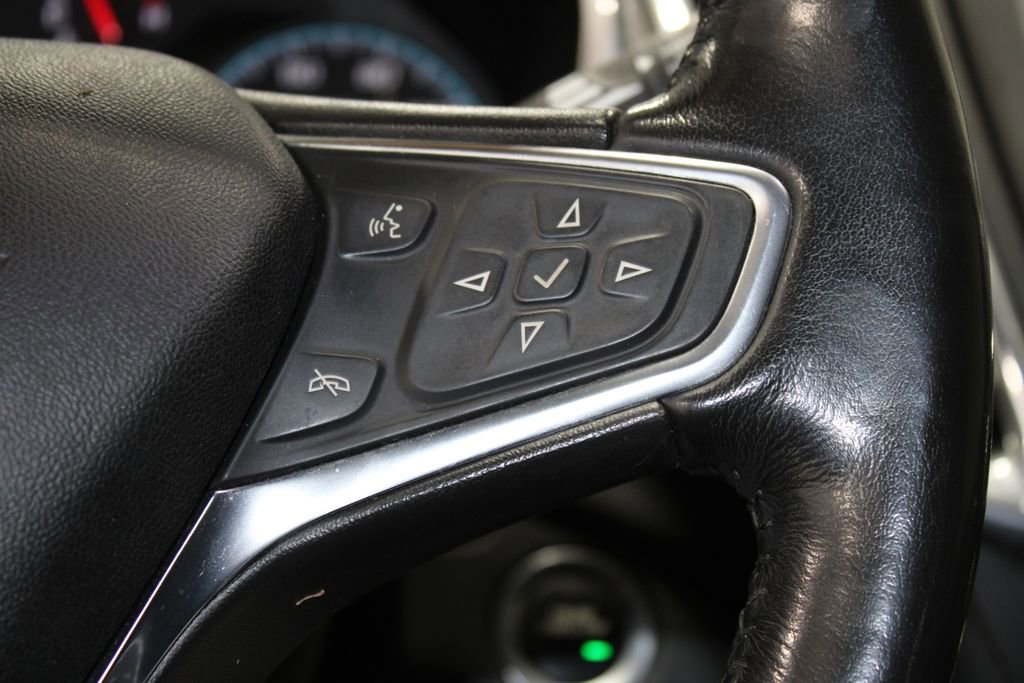 Used 2018 Chevrolet Equinox LT image 30