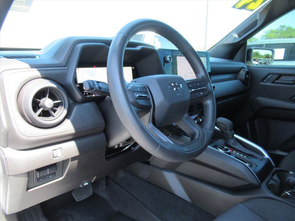 Used 2024 Chevrolet Colorado Trail Boss w/ Technology Package image 19