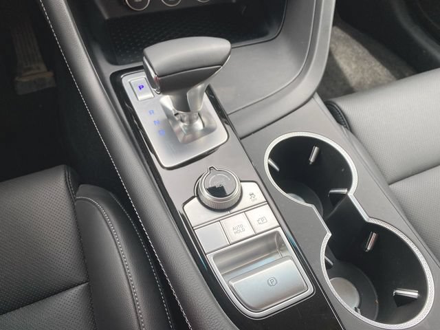 Used 2025 Genesis G70 2.5T AWD/4WD image 16