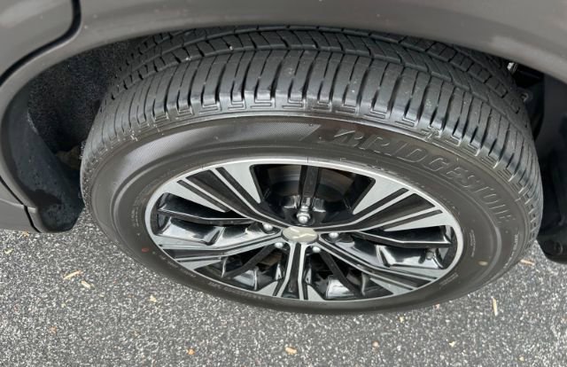 Used 2022 Mitsubishi Eclipse Cross AWD image 10