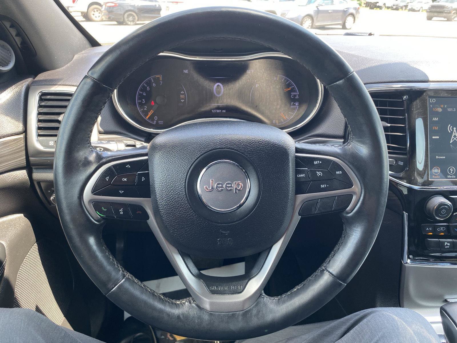 Used 2019 Jeep Grand Cherokee Altitude AWD/4WD image 18