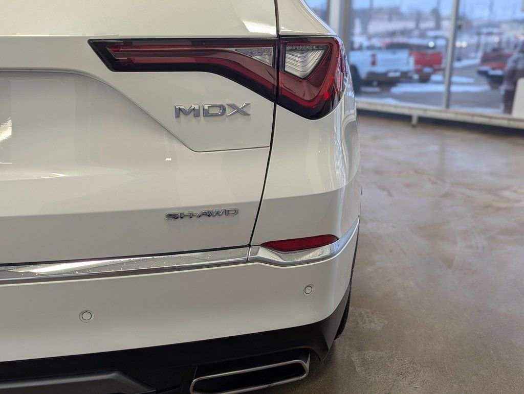 Used 2025 Acura MDX w/ Technology Package image 5