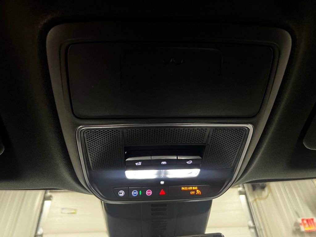 New 2026 GMC Acadia Denali w/ Super Cruise Package image 22