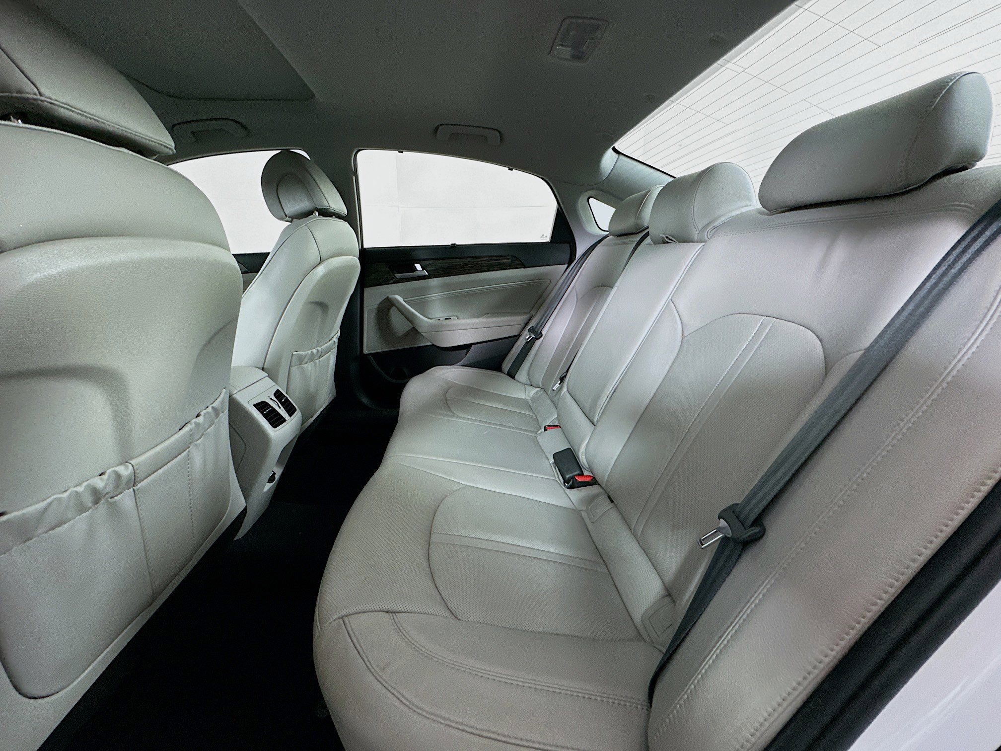 Used 2017 Hyundai Sonata Limited w/ Tech Package 03 image 28