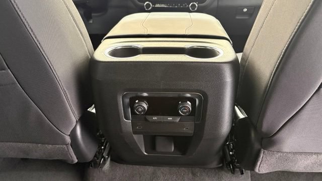 New 2026 Chevrolet Suburban LS w/ Max Trailering Package AWD/4WD image 33
