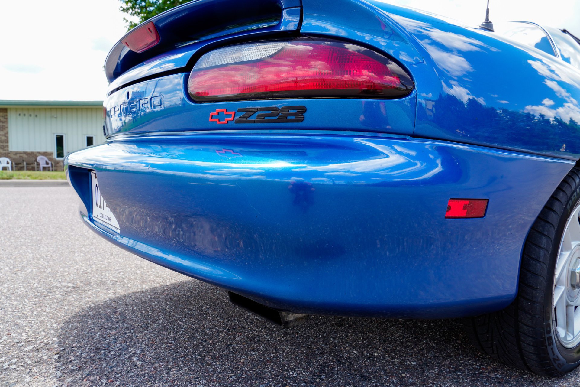 Used 1996 Chevrolet Camaro Z28 RWD image 33