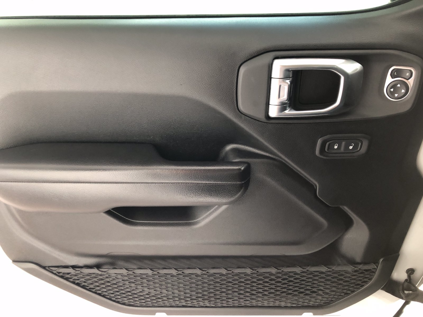 Used 2021 Jeep Gladiator Sport AWD/4WD image 35