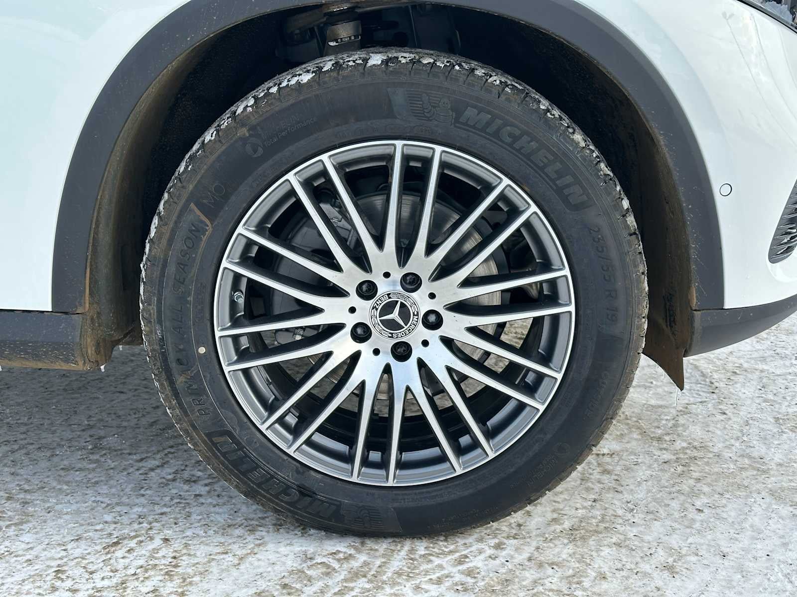 New 2026 Mercedes-Benz GLC 300 4MATIC image 9