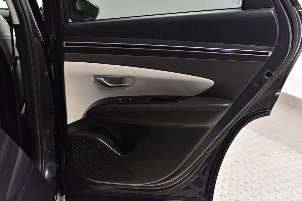 Used 2024 Hyundai Tucson Limited image 28