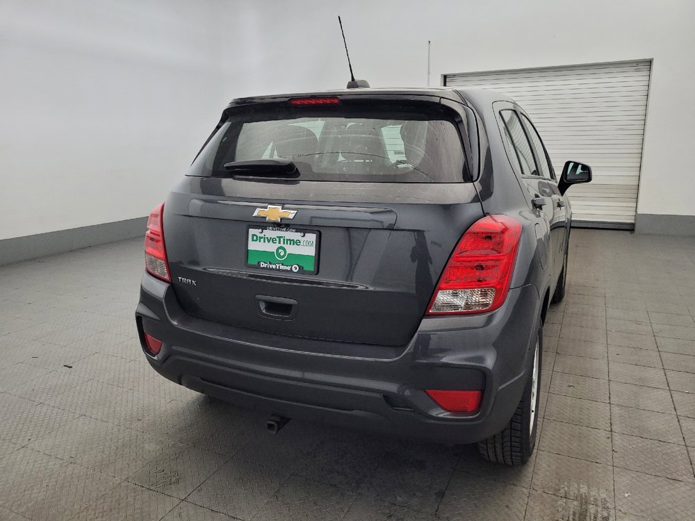 Used 2020 Chevrolet Trax LS FWD image 7