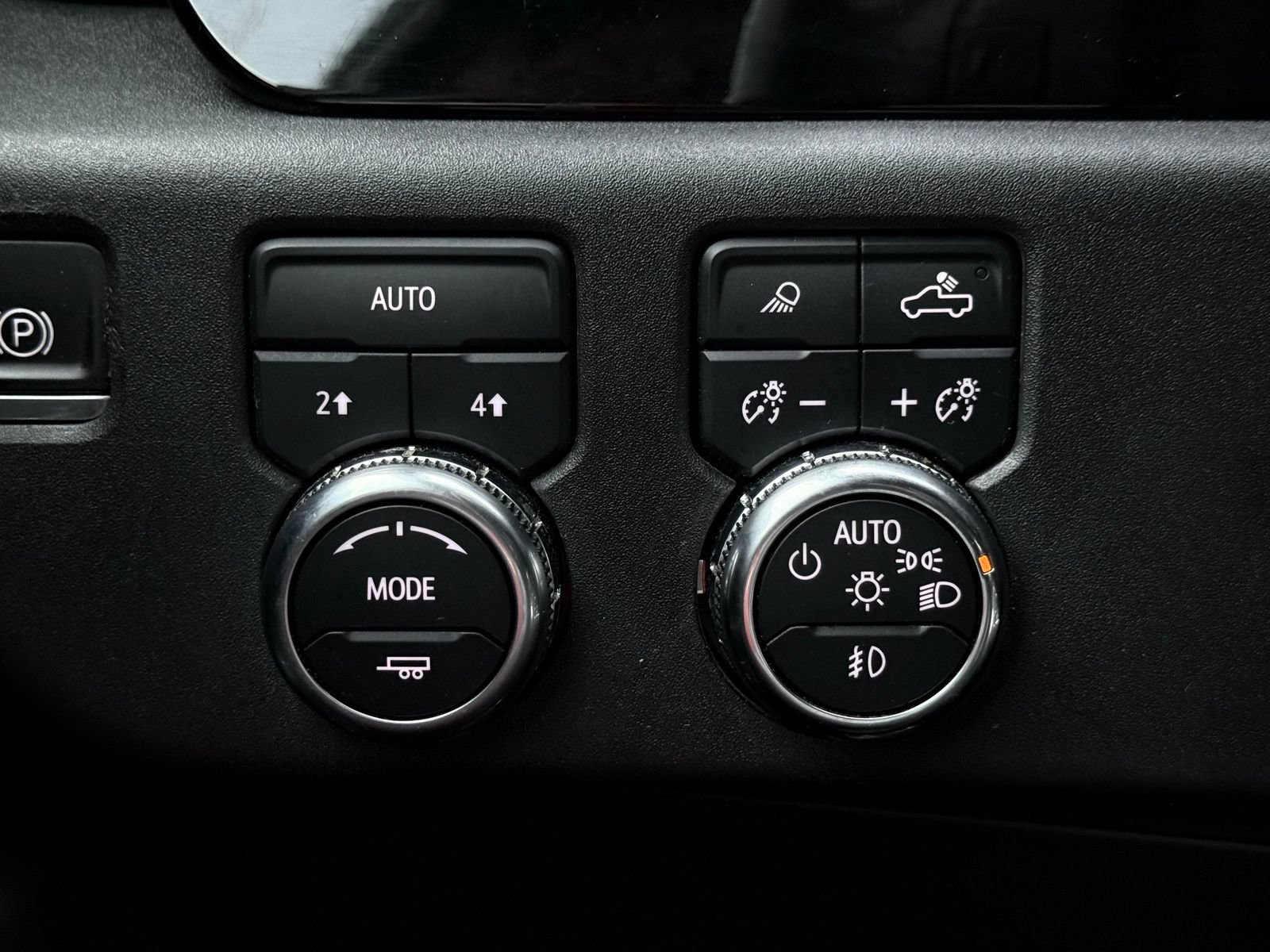 Used 2022 GMC Sierra 1500 SLT w/ SLT Convenience Package AWD/4WD image 39