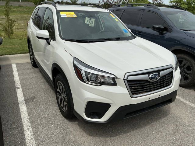 Used 2020 Subaru Forester Premium AWD/4WD image 3
