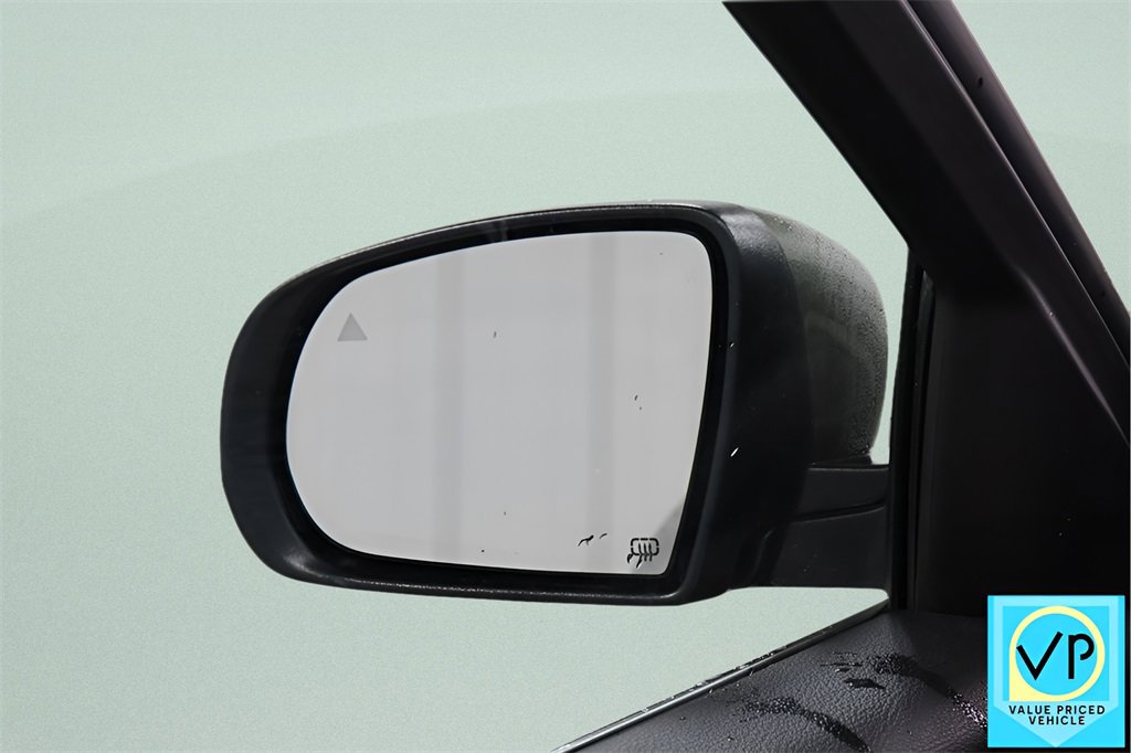 Used 2020 Jeep Cherokee Limited image 23