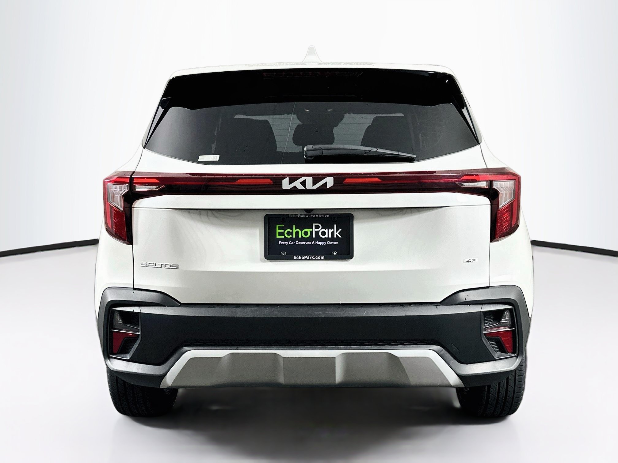 Used 2025 Kia Seltos LX AWD/4WD image 7
