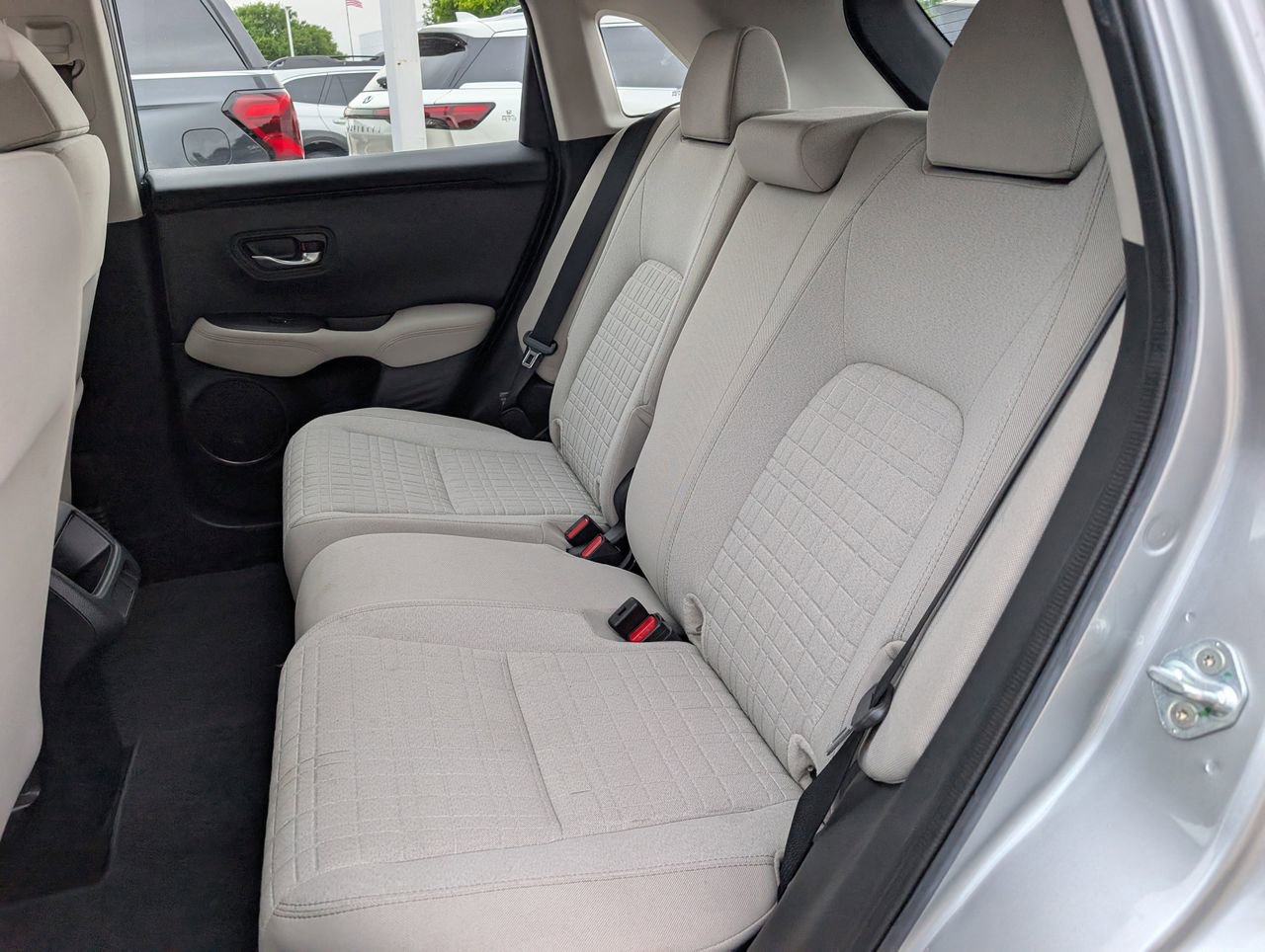 Used 2023 Honda HR-V LX image 27