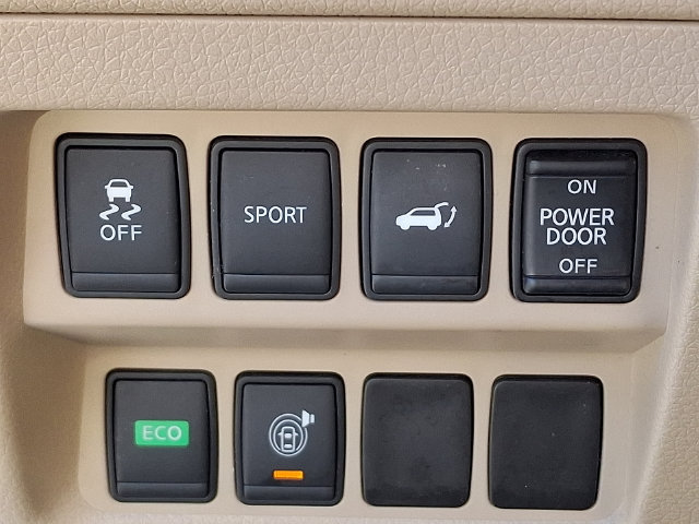 Used 2015 Nissan Rogue SV w/ SV Premium Package FWD image 25