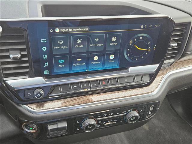 Used 2025 Chevrolet Silverado 1500 LT AWD/4WD image 14