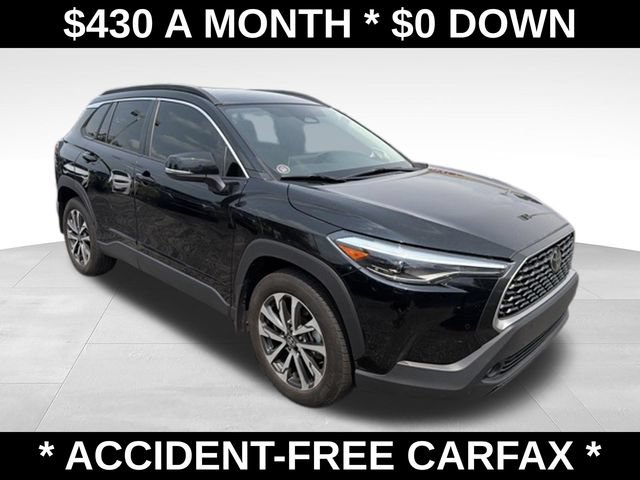 Used 2023 Toyota Corolla Cross XLE w/ Convenience Package AWD/4WD image 8