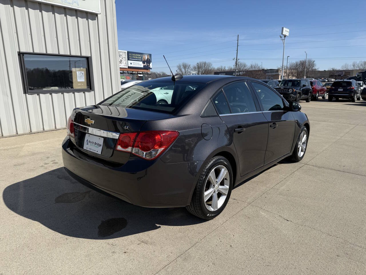 Used 2016 Chevrolet Cruze LT FWD image 4