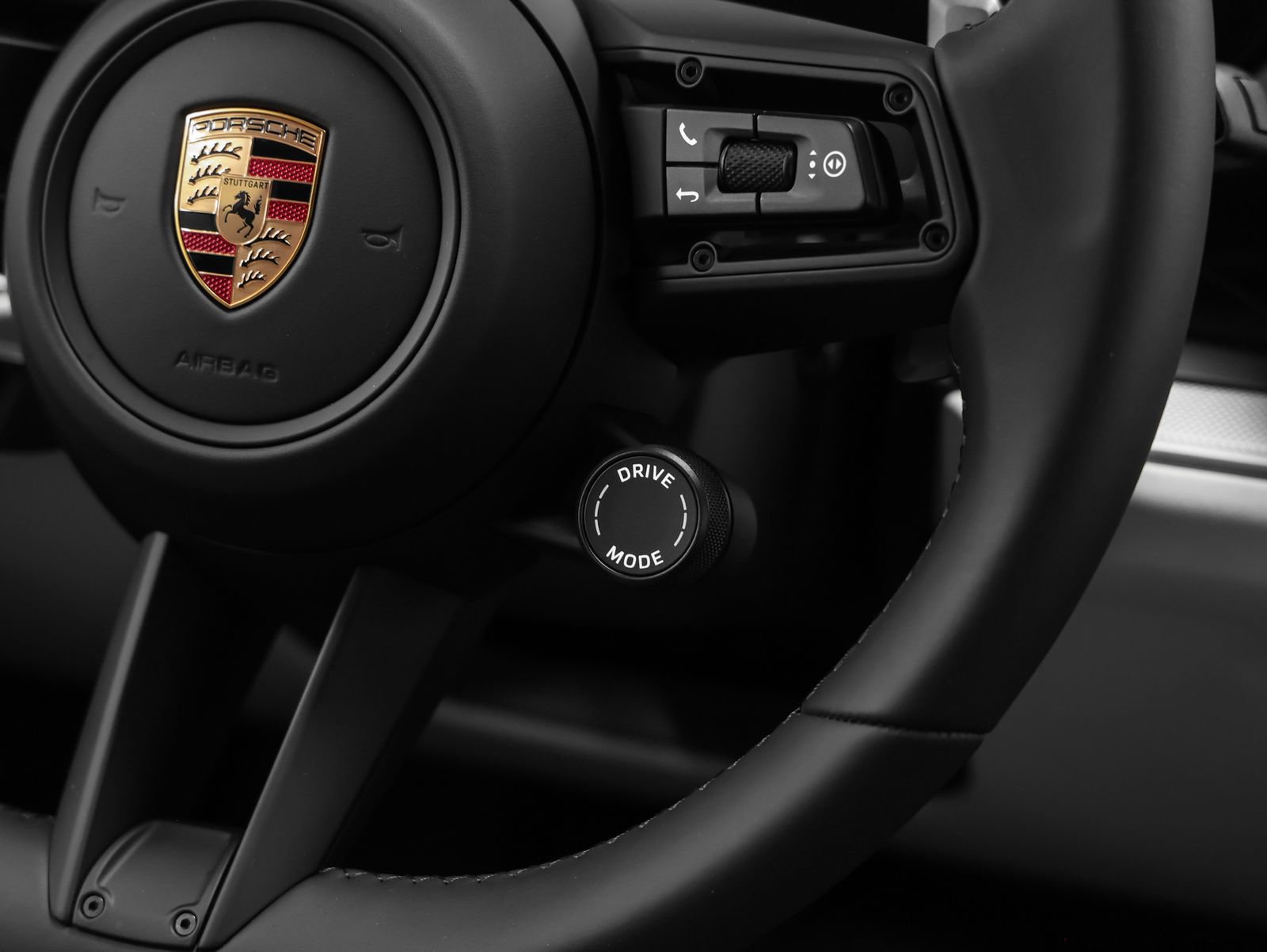 Certified 2026 Porsche Cayenne AWD/4WD image 29