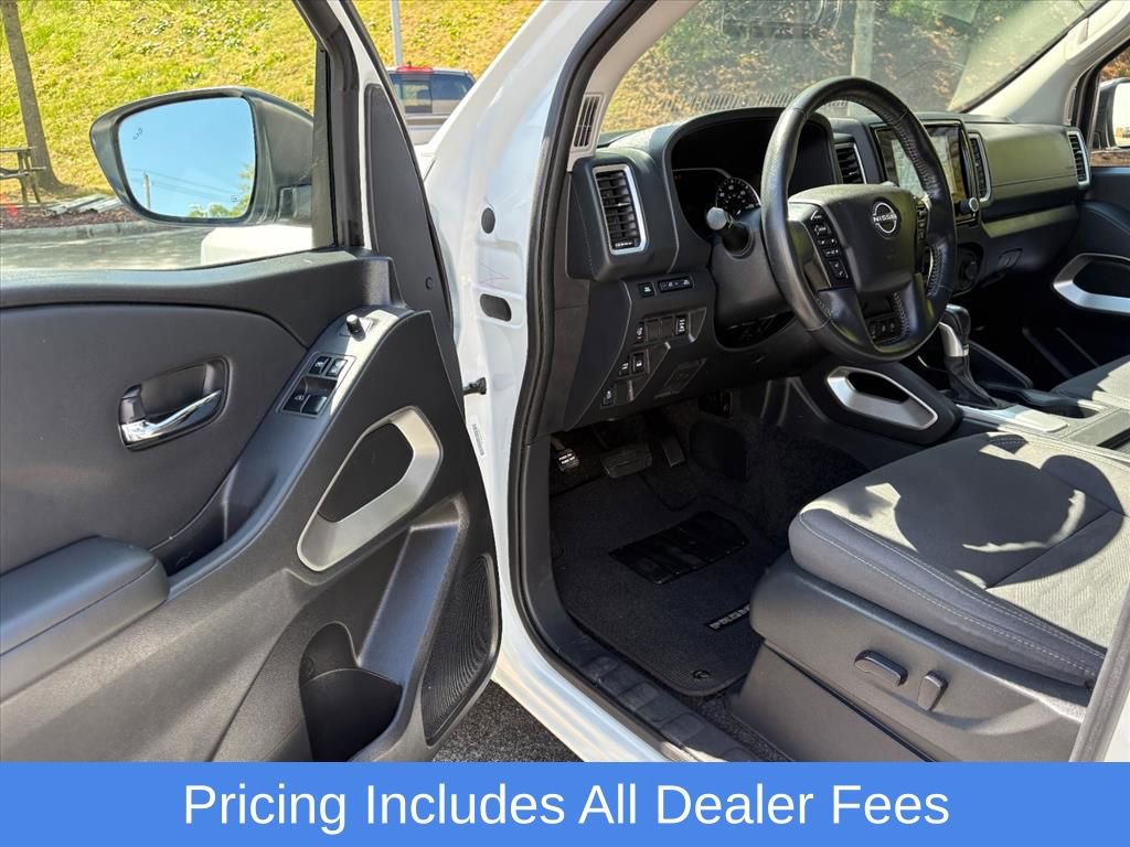 Certified 2024 Nissan Frontier SV w/ SV Convenience Package AWD/4WD image 15