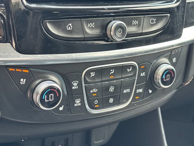 Used 2019 Chevrolet Traverse Premier w/ Redline Edition AWD/4WD image 24