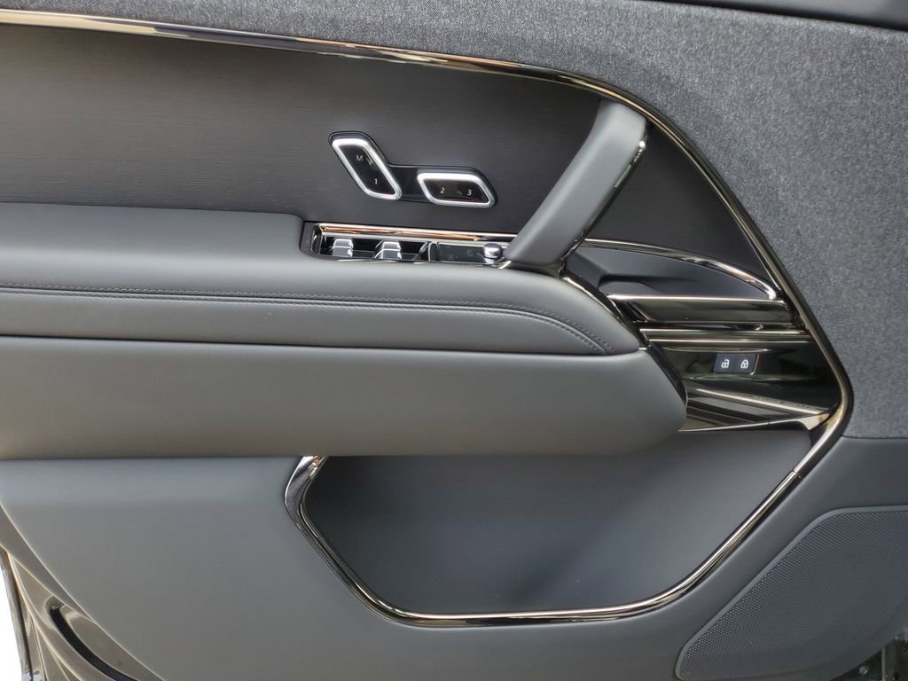 New 2026 Land Rover Range Rover Sport Dynamic SE AWD/4WD image 12