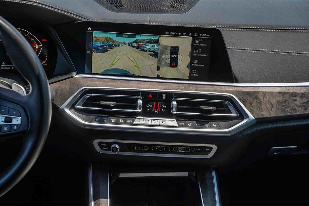 Used 2022 BMW X5 sDrive40i w/ Parking Assistance Package image 13