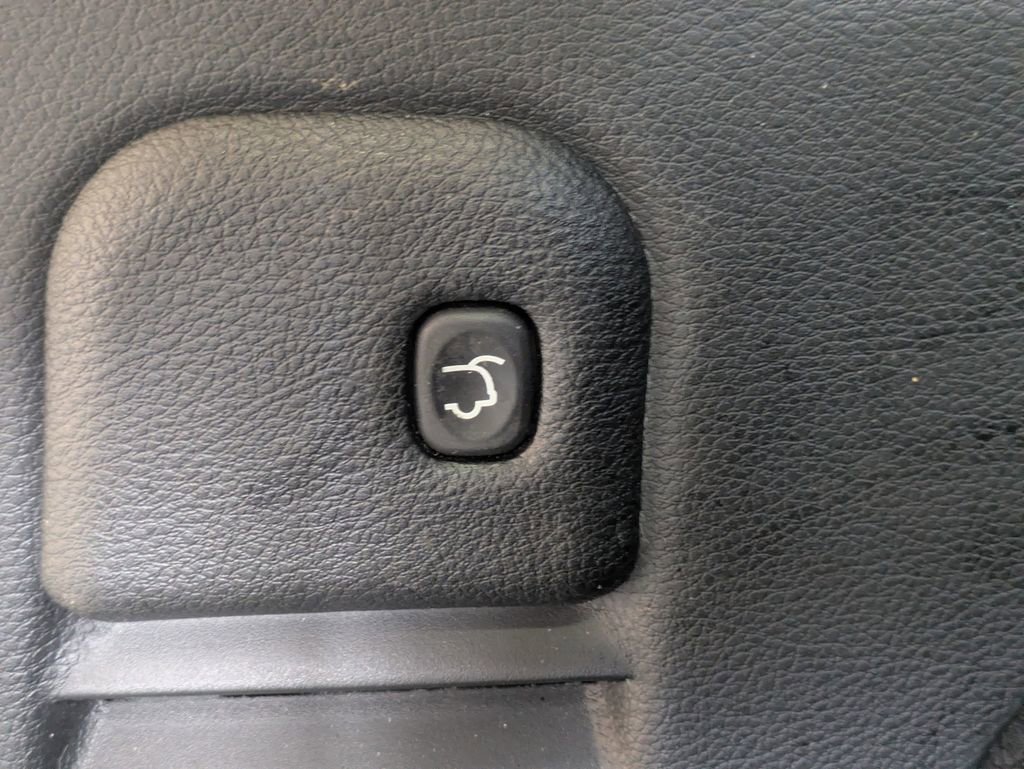 Used 2018 Jeep Grand Cherokee Limited w/ Trailer Tow Group IV image 15