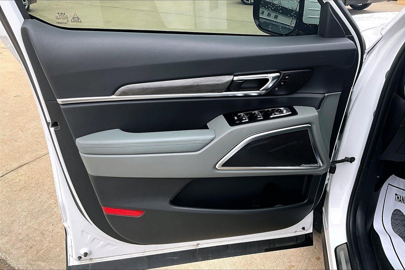 Used 2024 Kia Telluride SX Prestige X-Line AWD/4WD image 19