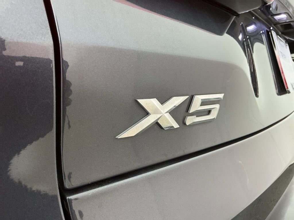 Certified 2022 BMW X5 xDrive40i w/ Premium Package image 32