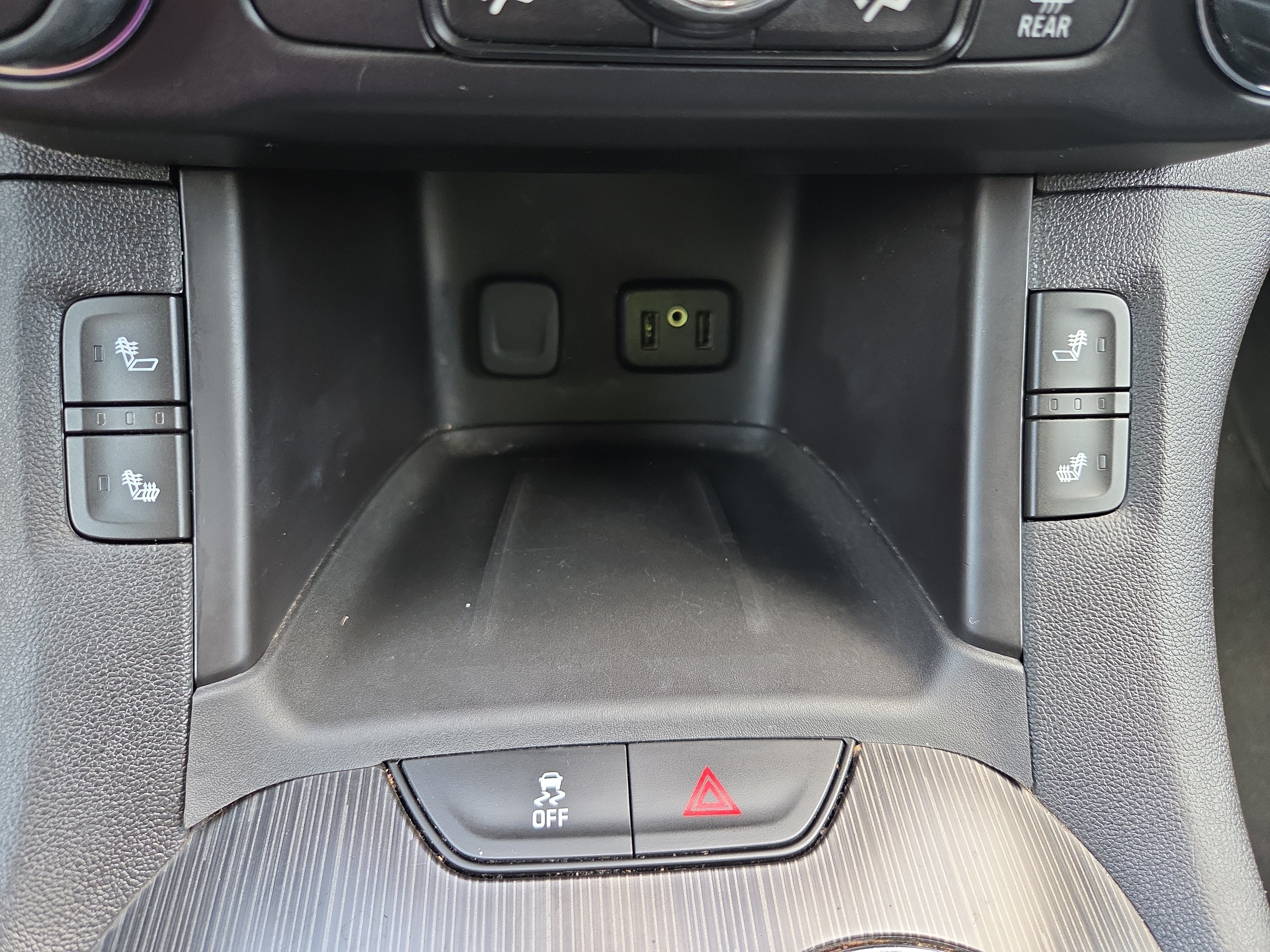 Used 2018 GMC Acadia SLT AWD/4WD image 19